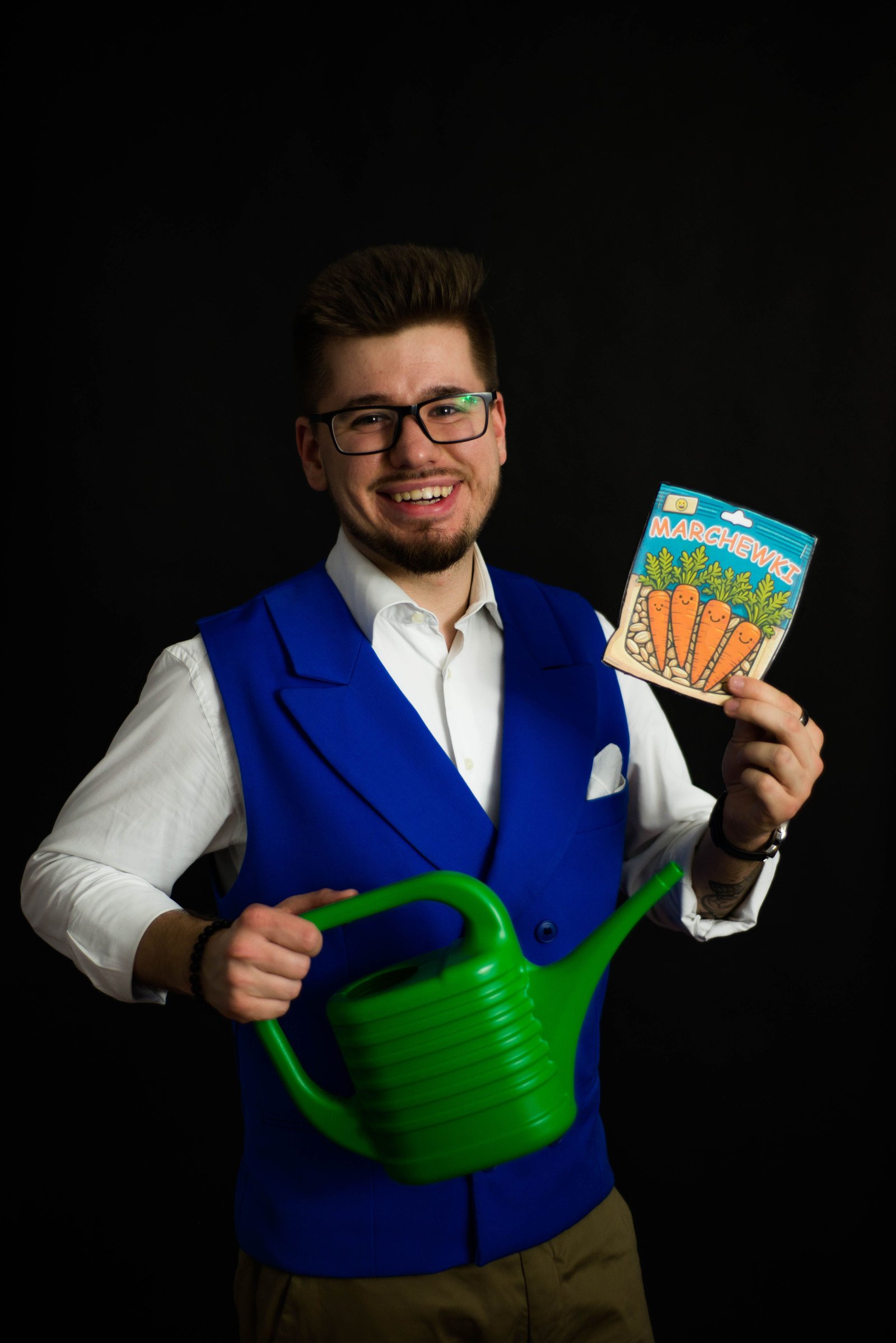 Rekwizyt do pokazu magii dla dzieci: magiczna konewka